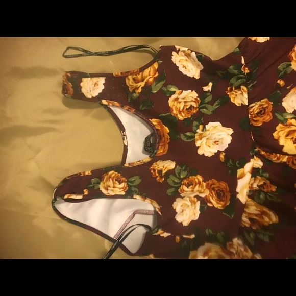 3$25 ❤️ dress - Picture 4 of 6